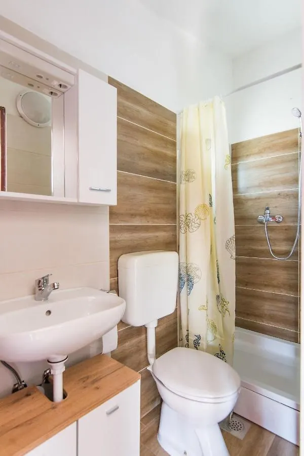 Vila House Bellatrix Tkon